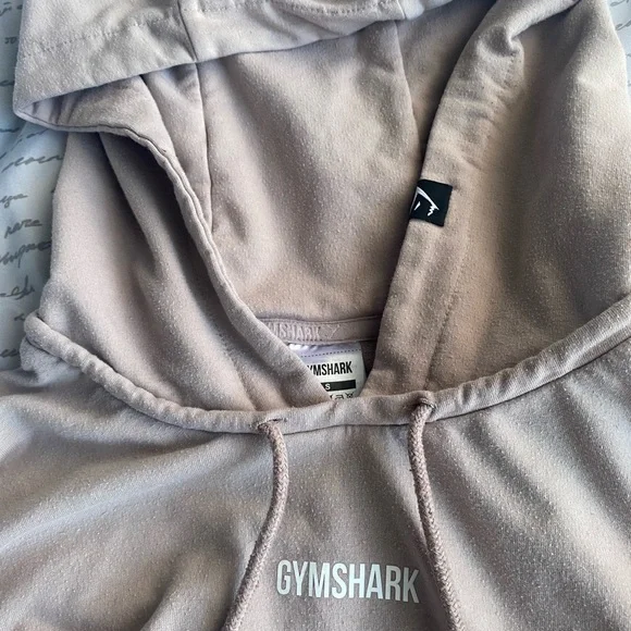 Gymshark Power Down Cropped Hoodie - Picture 2 of 5